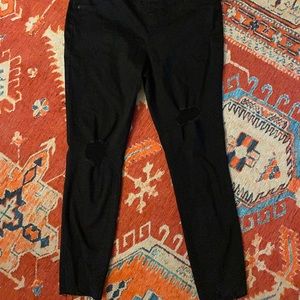 Old Navy Black Rockstar Skinny Destroyed Leggings